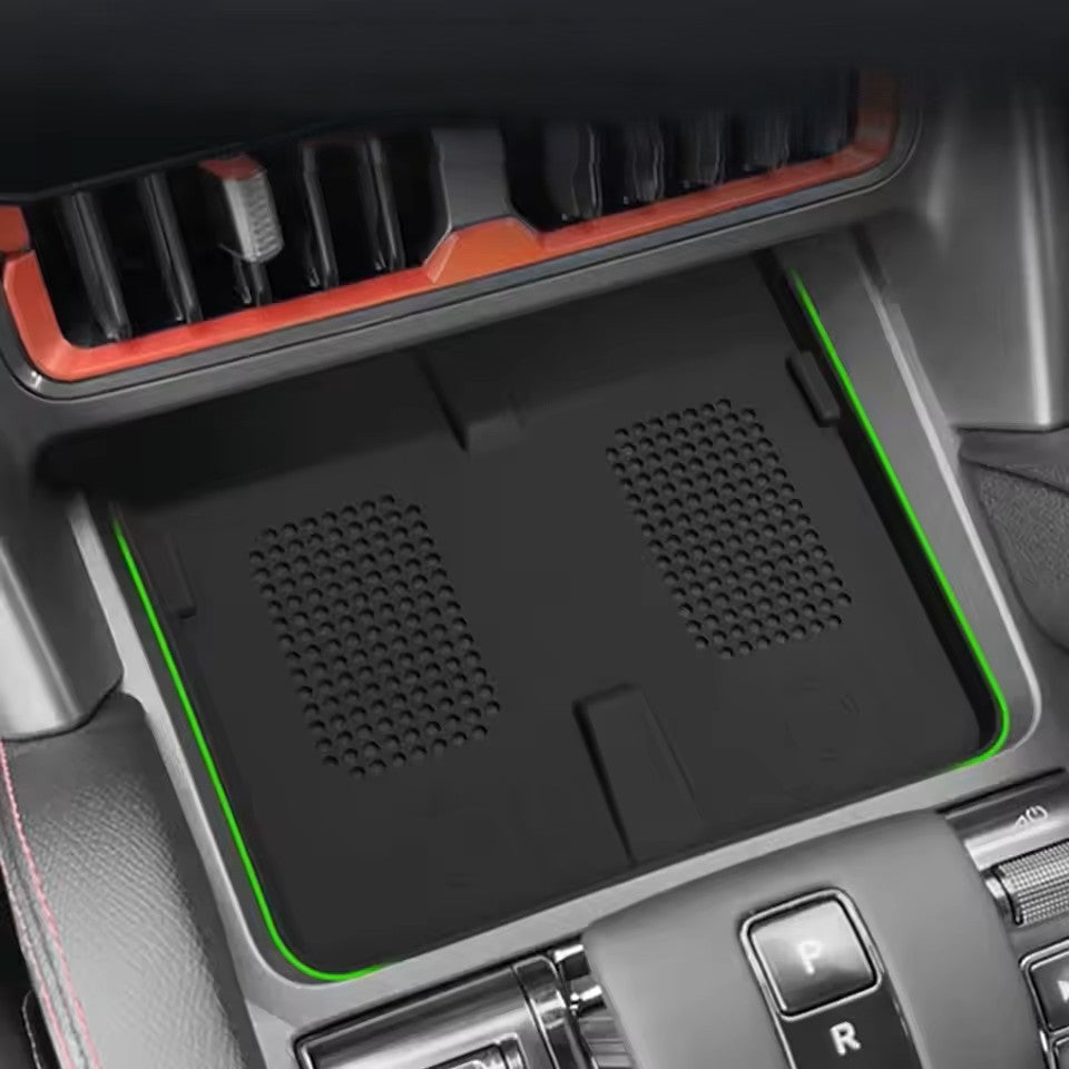 BYD SHARK 6 2024 2025 CHARGING PAD COVER ANTISLIP SILICONE CONSOLE TRAY PROTECTIVE ACCESSORY PHONE WIRELSS CHARGER TPE VEHICLE BLACK CUSTOM MADE 2